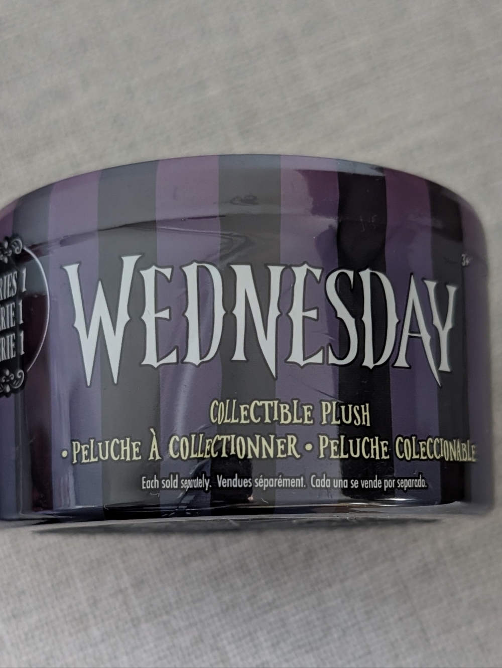 Series 1 WEDNESDAY Collectible MINI PLUSH Blind Mystery Capsule new